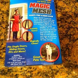 Magic Mesh - Walk thru screen door